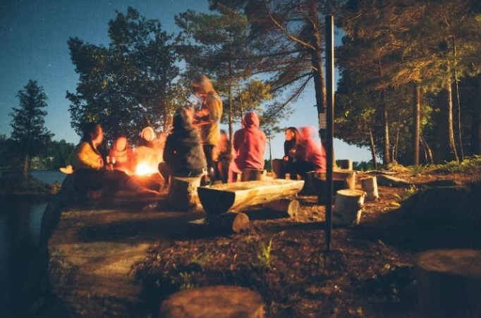 Tricks to Staying Warm While Camping in the Fall